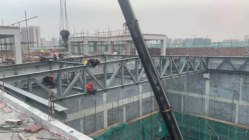 湛江东盟城歌厅屋面